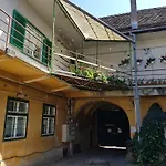 Luk Old Town Apartment